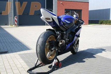 YAMAHA YZF R6 2009 - circuit