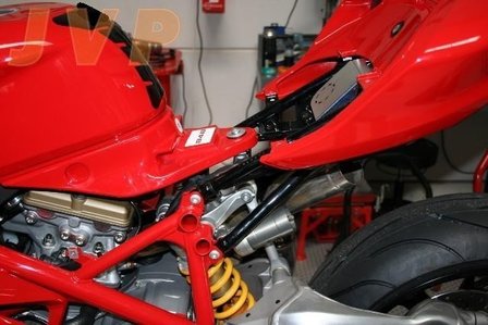 DUCATI 848 2009