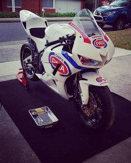 OP=OP Koplamp sticker / Honda