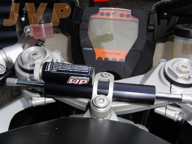 KTM RC8 2010 Black Edition - circuit 