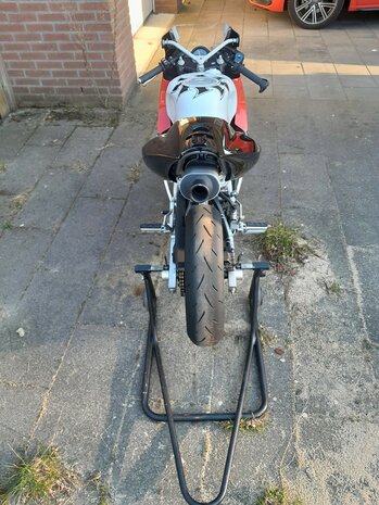In opdracht te verkopen: Honda NSF100